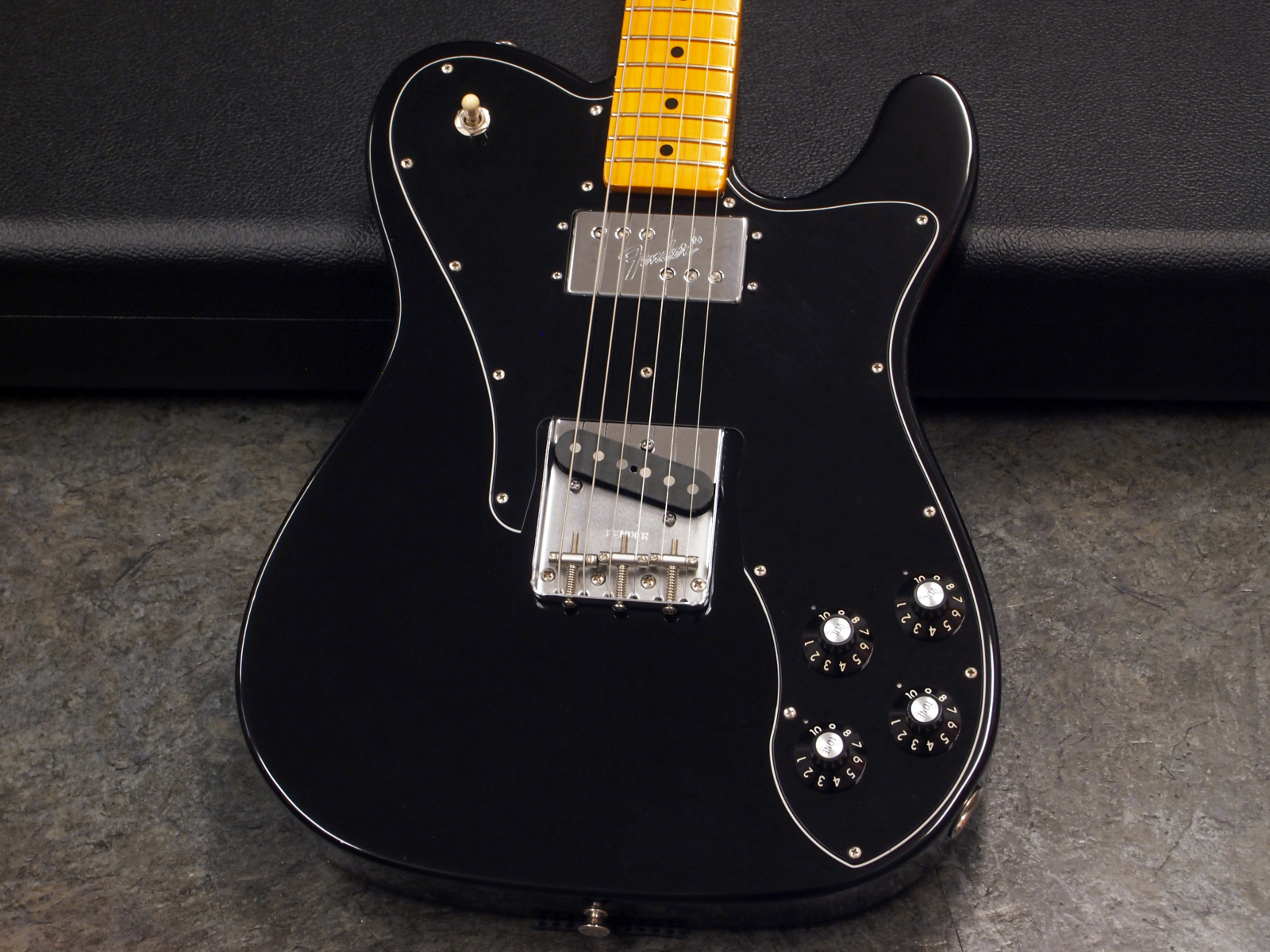 Fender USA ’72 Telecaster Custom FSR Series Black / Maple 税込販売価格 ￥