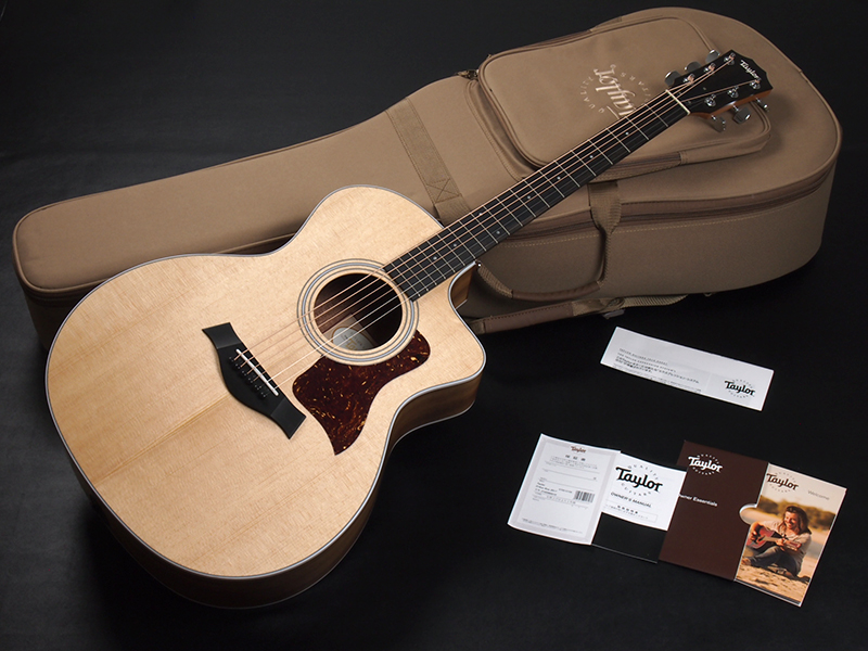 Taylor 214ce-Koa 税込販売価格 ¥159,840- 新品 サイド&バックにハワイアンコアを使用した人気のエレアコ・モデル
