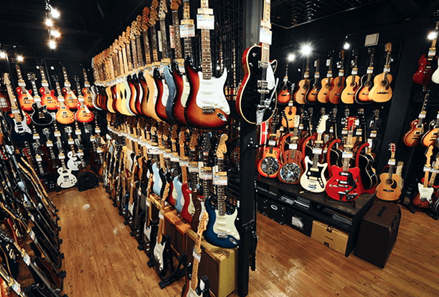 写真：楽器販売店