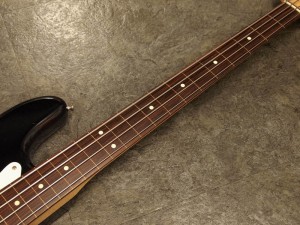 フェンダー プレベ プレシジョン フレットレス