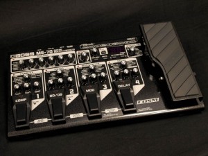 ボス マルチ エフェクター　cosm ローランド roland 50 gt 10　ZOOM G5 G3 G3X 