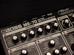 ボス マルチ エフェクター　cosm ローランド roland 50 gt 10　ZOOM G5 G3 G3X 