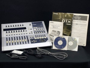  YAMAHA 01X 2