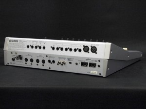  YAMAHA 01X 4
