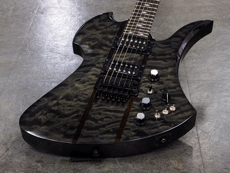 美しい杢目の B.C.Rich Mockingbird ST チョイ傷の大特価品が入荷 ...