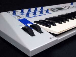  YAMAHA CS2X 