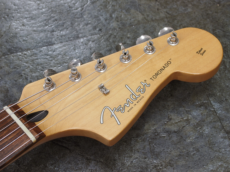 滅多に入荷しないレアモデル!! FENDER MEX Toronado が入荷しま