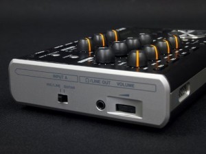 TASCAM  DP-004