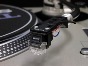 Technics  SL-1200MK3D