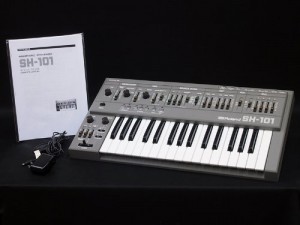 Roland  SH-101