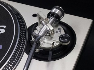 Technics  SL-1200MK3D