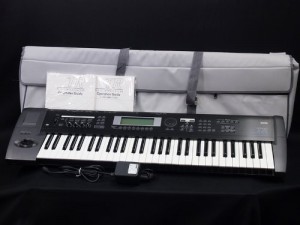 KORG  TR61