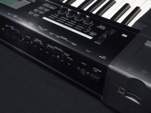 KORG  TR61