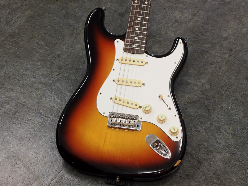 Fender Japan ST62 3TS 税込販売価格 ￥39,800- 中古品 80年代製Fender 