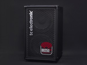 tc エレクトロニック　ベースアンプ　家庭用　ライブ　300w 200w 150w 250w pjb markbass 