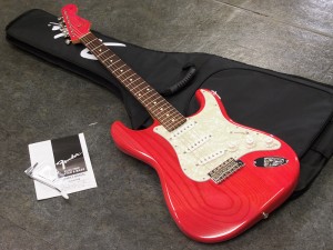 フェンダー　ジャパン　ストラトキャスター　STRATOCASTER 1962 アッシュ　ピンク　Trans Pink