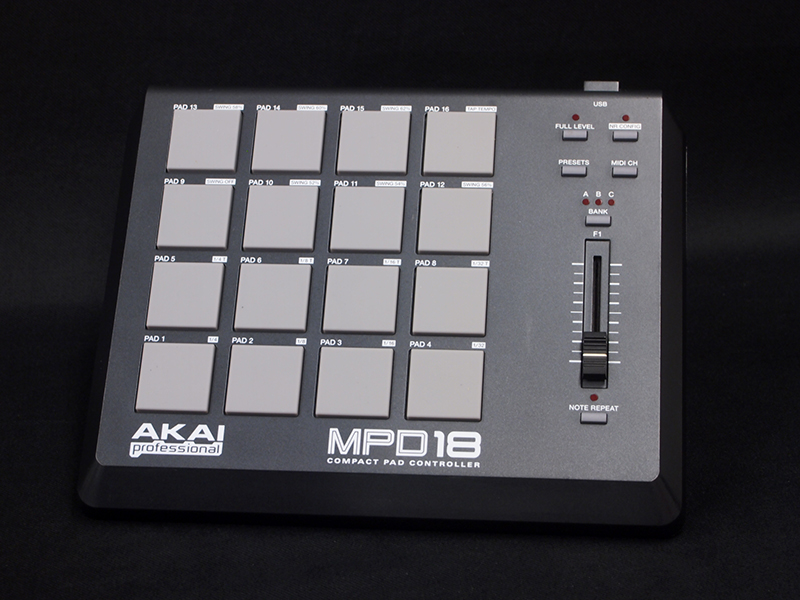 AKAI MPD18 USB MIDIパッド・コントローラ