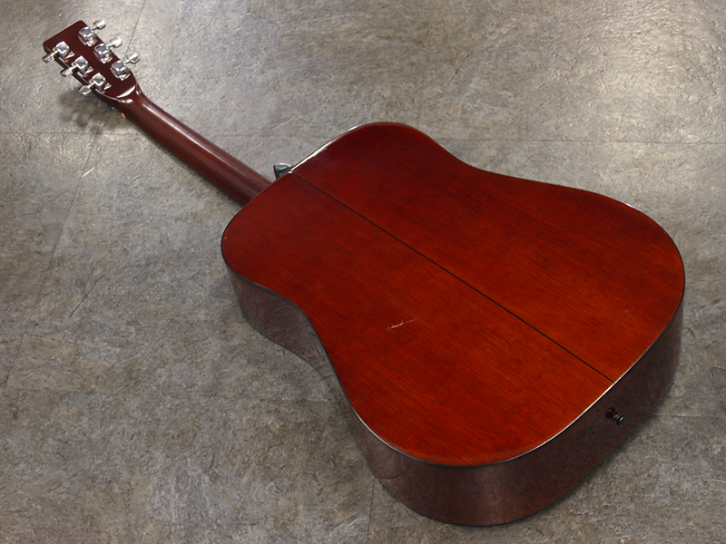 Morris W-15 税込販売価格 ￥10,800- 中古品 初心者にオススメのフォークギター Morris W-15 中古品が入荷しました
