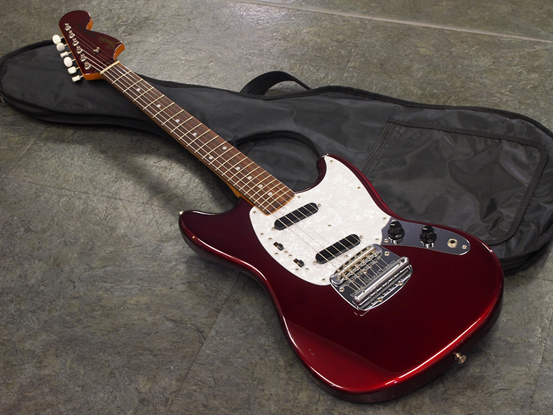 セールオンライン FenderJapan キャンディレッド MG69 ムスタング エレキギター