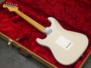 百瀬 モモセ deviser ディバイザー bacchus バッカス　フェンダー　fender stratocaster