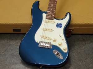 モモセ 百瀬 バッカス BACCHUS ディバイザー deviser fender stratocaster