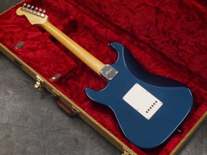 モモセ 百瀬 バッカス BACCHUS ディバイザー deviser fender stratocaster