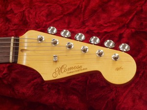 モモセ 百瀬 バッカス BACCHUS ディバイザー deviser fender stratocaster