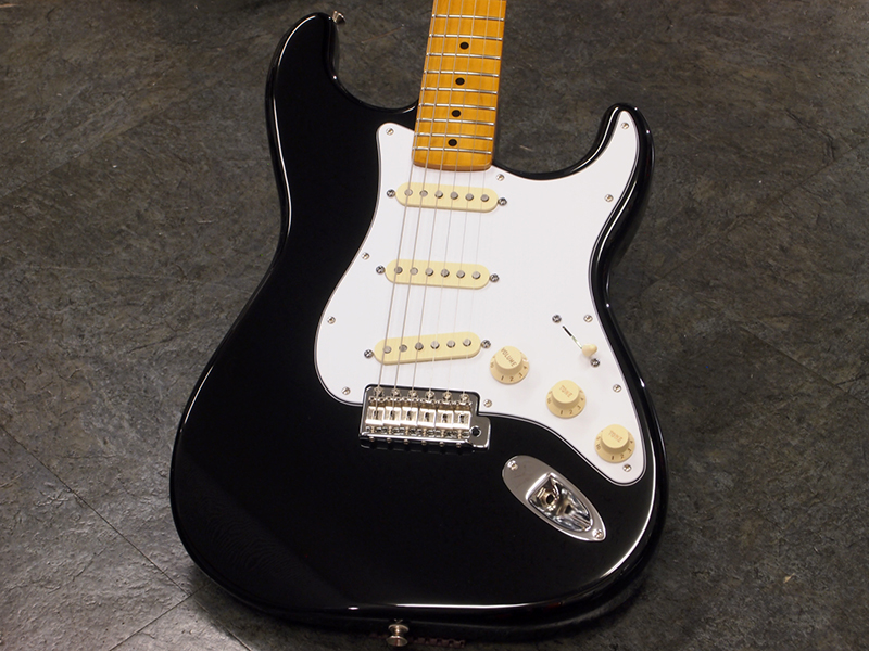 Fender Mexico Jimi Hendrix Stratocaster®, Maple Fingerboard, Black