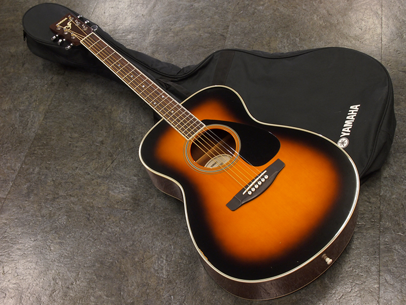 YAMAHA FS-423S TBS 税込販売価格 ￥17,800- 中古品 小ぶりなボディで女性やお子様にもオススメな初心者向けのフォークギターです。  « 浜松の中古楽器の買取＆販売 ギターとリペア(修理)の事ならソニックス