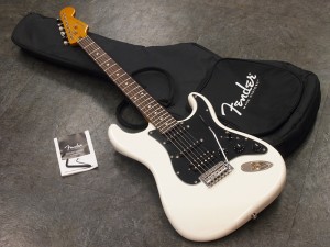 フェンダー　ジャパン　ストラトキャスター　STRATOCASTER　デカヘッド　ラージヘッド　71　72　リッチー　