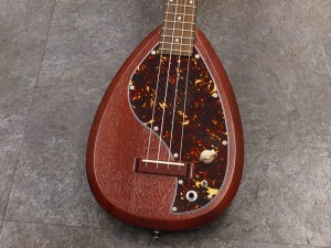 ボックス　ロック　ウクレレ　アンプ ukulele エレキ　エレウク　エレアコ　初心者　スピーカー　内蔵　搭載　