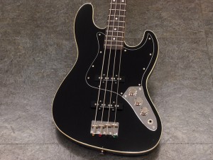 Fender Japan AERODYNE JAZZ BASS MEDIUM SCALE ( AJB ) BLK 税込販売