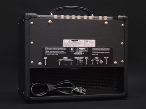 ブラックスター　真空管　アンプ　チューブ　ギター　guitar tube 家庭用　home amp HT-1R