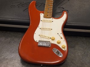 fender ストラトキャスター　カプリオレンジ　inter national color series モロッコレッド