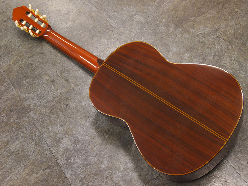 YAMAHA GD-10 税込販売価格 ￥39,800- 中古 ヤマハのグランドコンサートシリーズ。初心者にもオススメのクラシックギターです。 «  浜松の中古楽器の買取＆販売 ギターとリペア(修理)の事ならソニックス