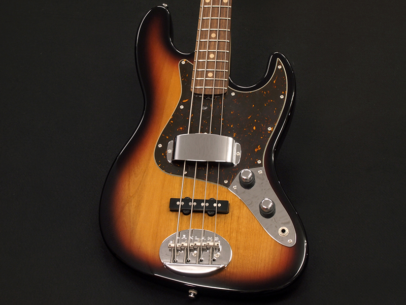 LAKLAND SL44-60 3-Tone Sunburst 税込販売価格 ￥198,000- 新品特価 一本限りの限定特価!! 人気のLaklandのShorelineシリーズです!!  « 浜松の中古楽器の買取＆販売 ギターとリペア(修理)の事ならソニックス