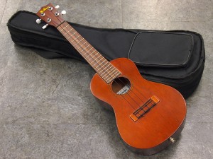 フェイマス　ウクレレ　コンサート　テナー　ソプラノ　ukulele soprano concert tennor 日本製