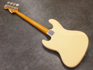フェンダー　JAPAN ジャパン　JB62  クラシック　ジャズベース ビンテージ　ホワイト　vintage white