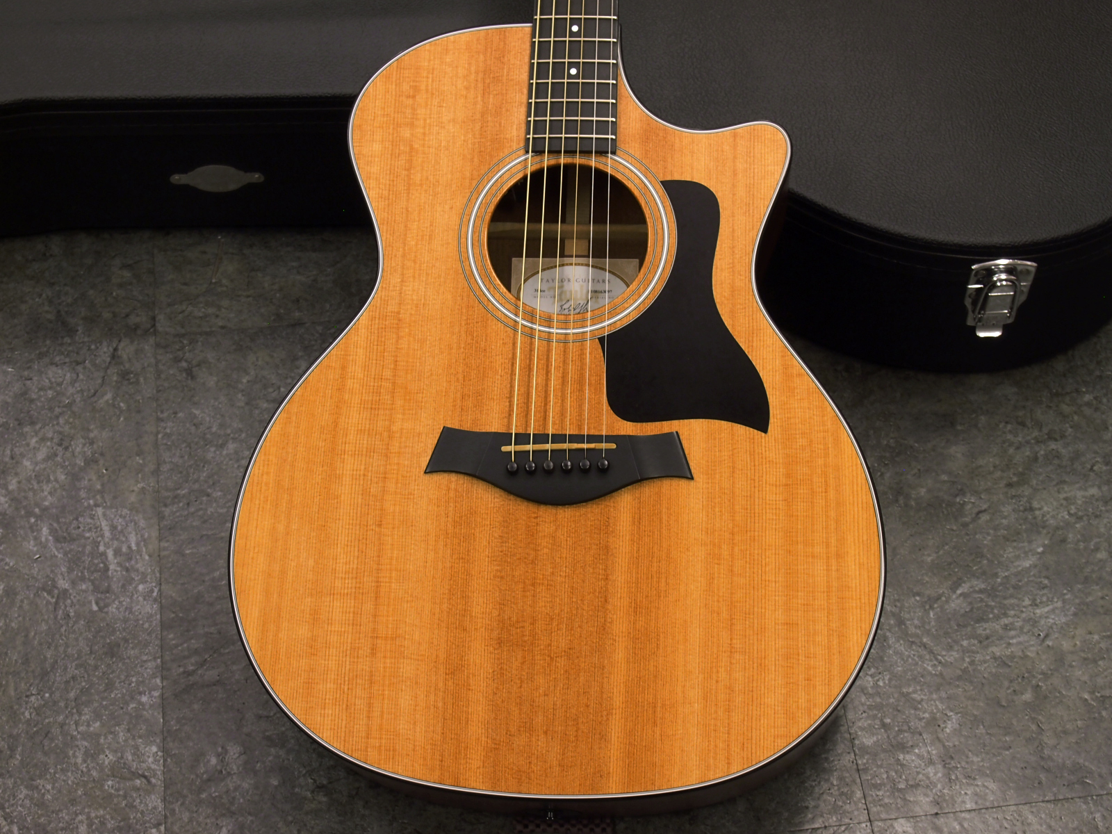 Taylor 314ce Natural 税込販売価格 ￥168,000- 中古 テイラーの最も