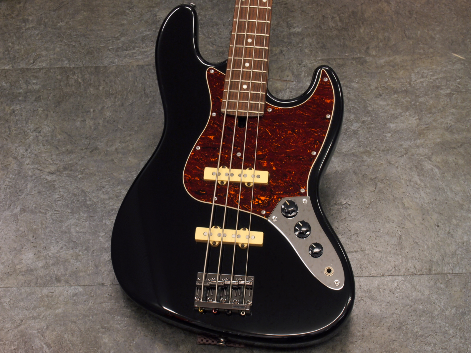 Bacchus BJB-400 BLK 税込販売価格 ￥34,800- 中古 Dimarzio