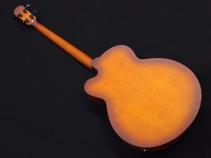 アリア　アコースティックベース　フレットレスベース　acoustic bass アコベ　fletless