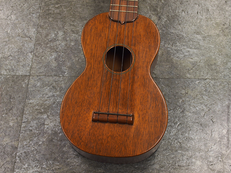 Martin Style-0 税込販売価格 ￥108,000- 中古 1960年代のビンテージのソプラノ・ウクレレ。Martin Style