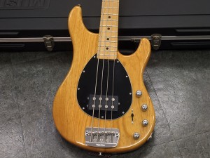 ミュージックマン fender usa jazz precision G&L l 2000 2500 スティングレイ