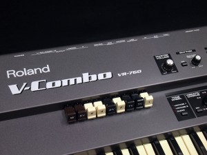 Roland　VR-760