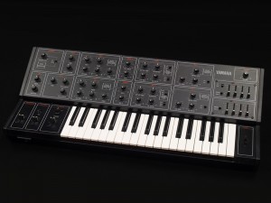 YAMAHA　CS15