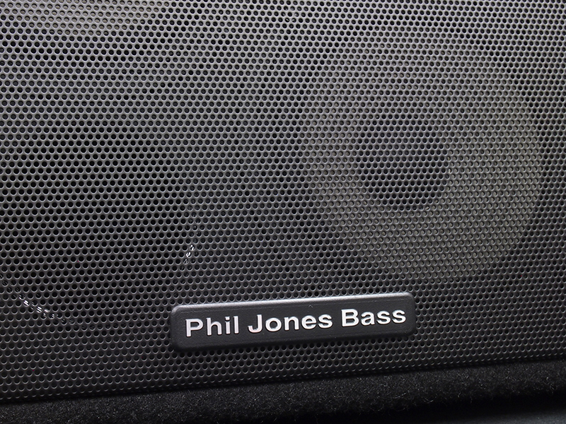 Phil Jones Bass session-77 税込販売価格 ￥48,600- 新品 出力100W/RMS、7”×2＋2.5”の新