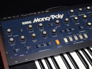 KORG　MONO/POLY