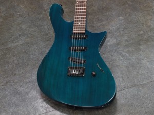 esp edwards エドワーズ グラスルーツ ピエロ アイジ aiji alvino フォレスト