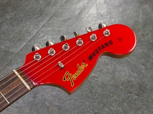 フェンダー　ムスタング　マスタング　けいおん　軽音　あずにゃん　中野梓　mustang CLASSIC 70S MUSTANG MATCHING HEAD MG66 MG65