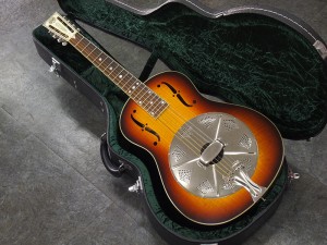 ドブロ　ナショナル　リゾネーター　ギター　エストラリータ　dobro Hound Dog tricorn トライコーン　wood body ウッドボディ　